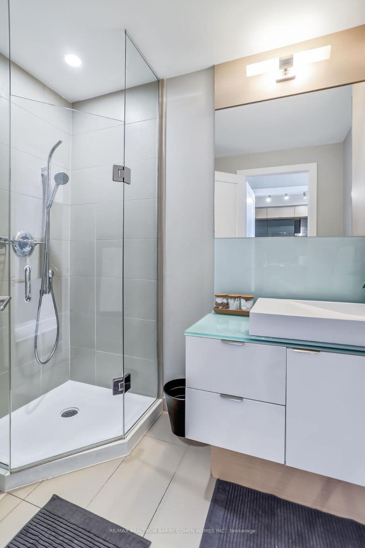 Downtown Suites With Free Parking Toronto Exterior foto